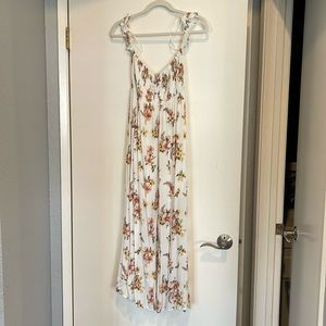 Promesa Off The Shoulder Floral White Maxi Dress with Slit